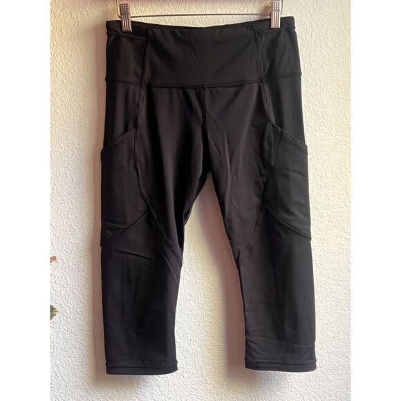 Lululemon Outrun 17" Crop Legging - Black - Size 8 - Picture 6 of 14